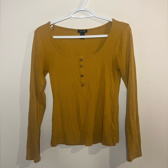 Women’s U2B long sleeve - Picture 1 of 3